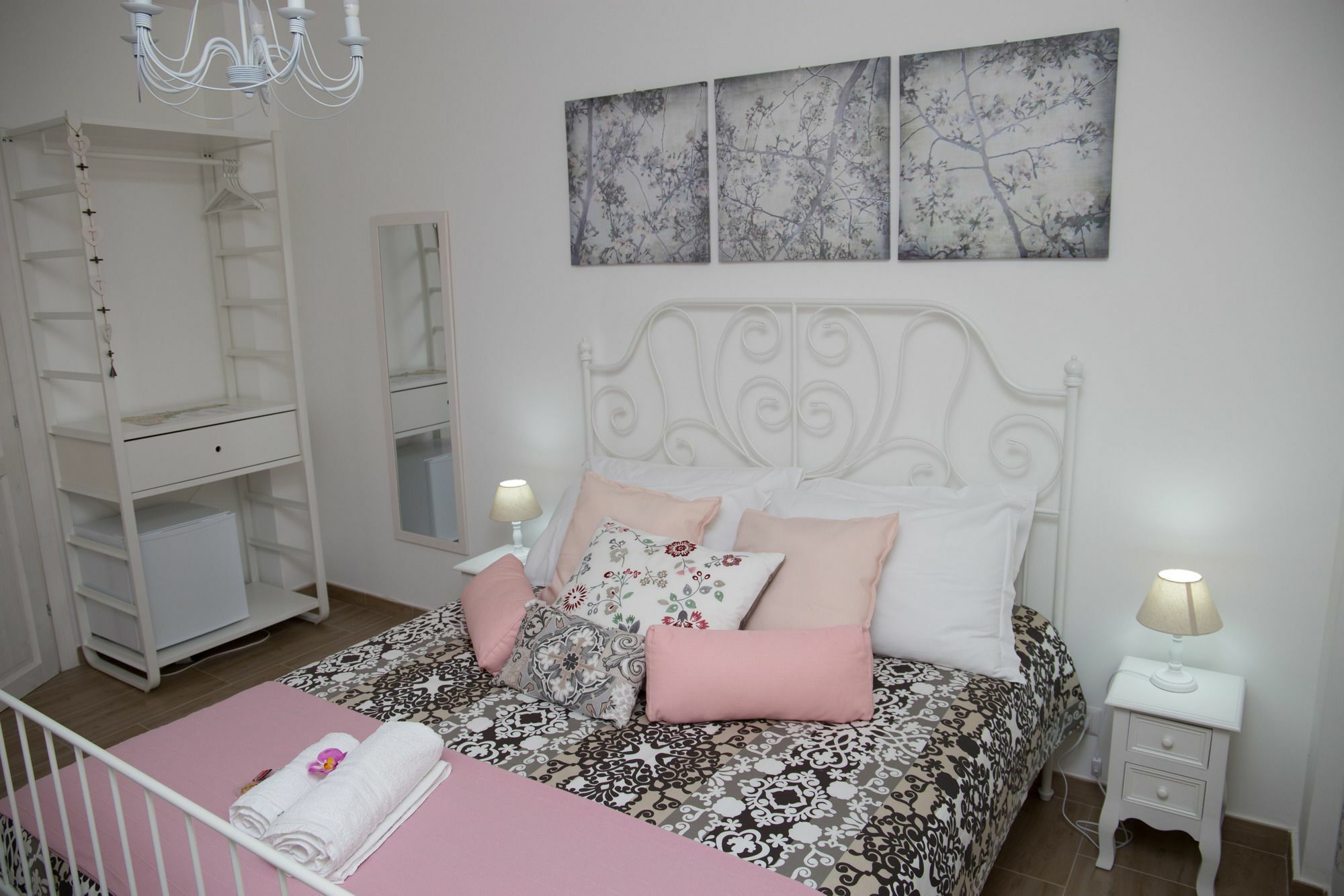Dafni - Shabby Chic Guesthouse Ragusa Exterior photo