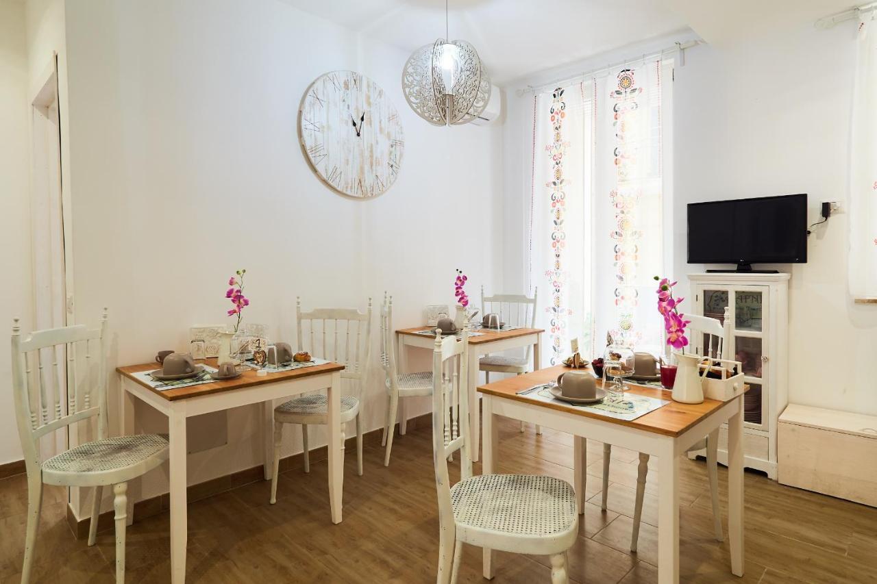 Dafni - Shabby Chic Guesthouse Ragusa Exterior photo